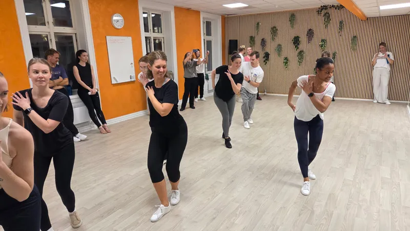 Salsa Solo hos Contigo Danseskole